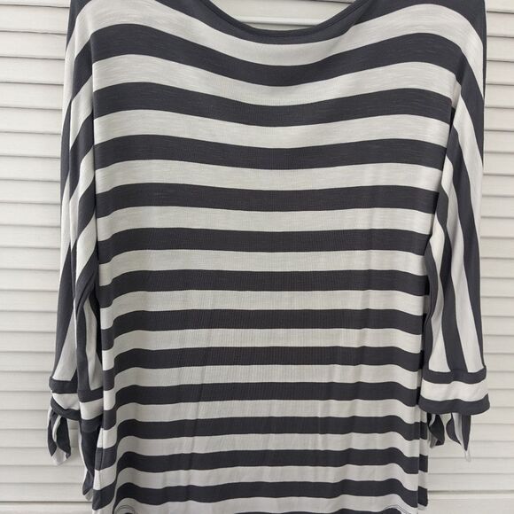 Soft Surroundings Top Womens XS Adrift Striped 1/2 Sleeve Grey/White Blouse Tie - Picture 5 of 7